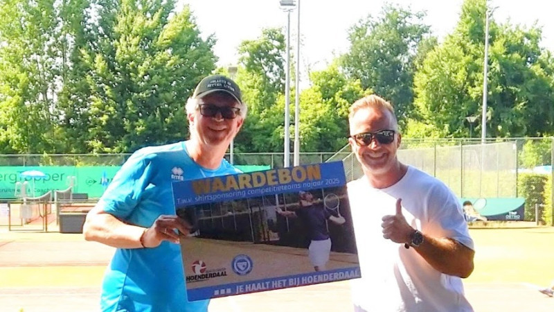 hoenderdaal Stralend lustrumfeest voor 40 jaar TV Risenborgh