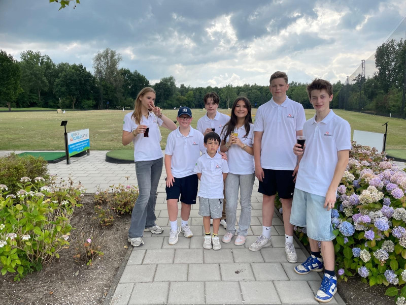 hoenderdaal Jan Rijk jeugd tour op Hoenderdaal